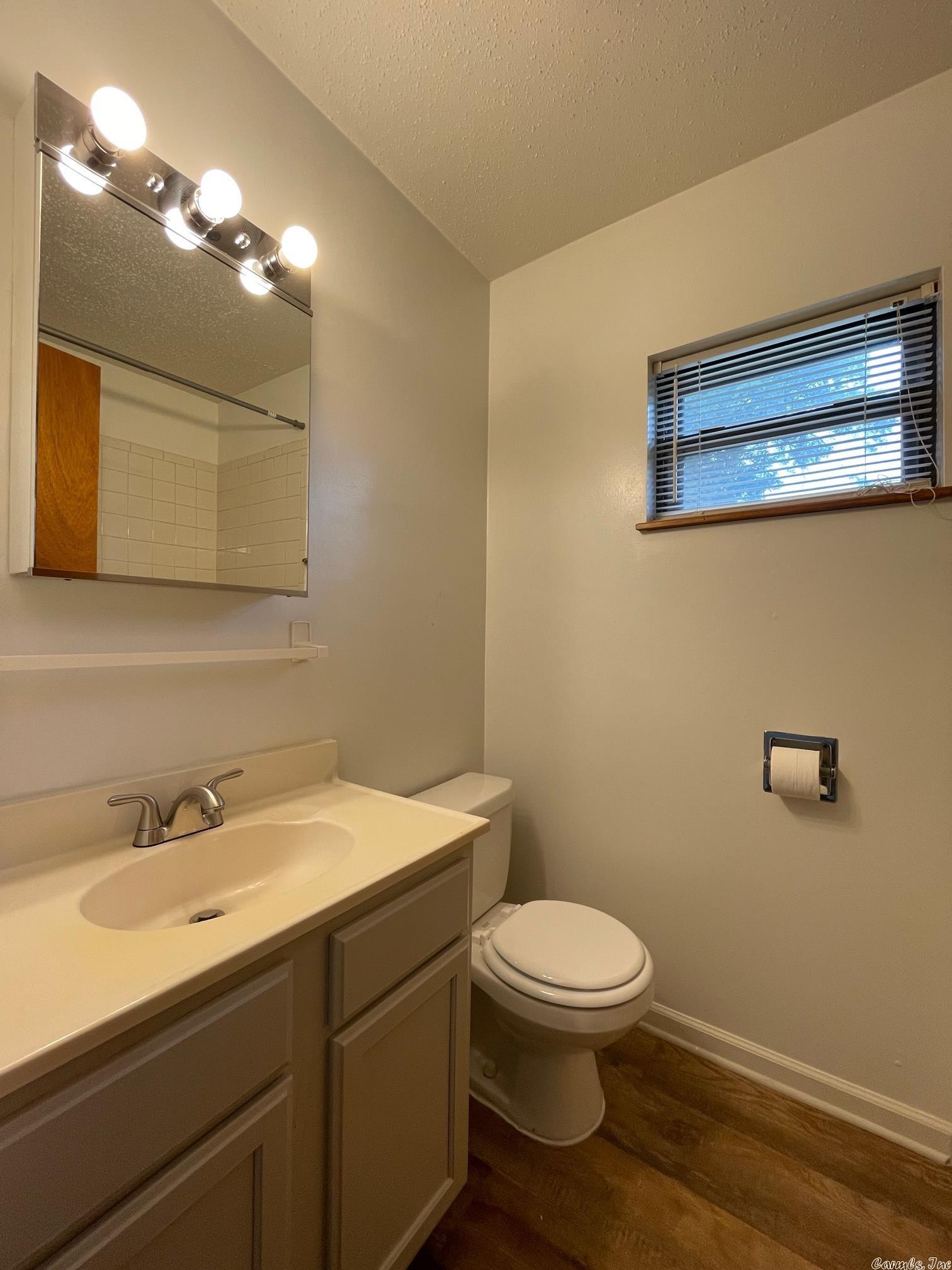 Riffel & Holder - Residential Lease