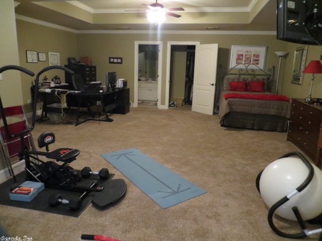 THE VILLAGES OF WELLINGTON - Residential