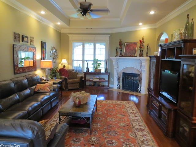 THE VILLAGES OF WELLINGTON - Residential