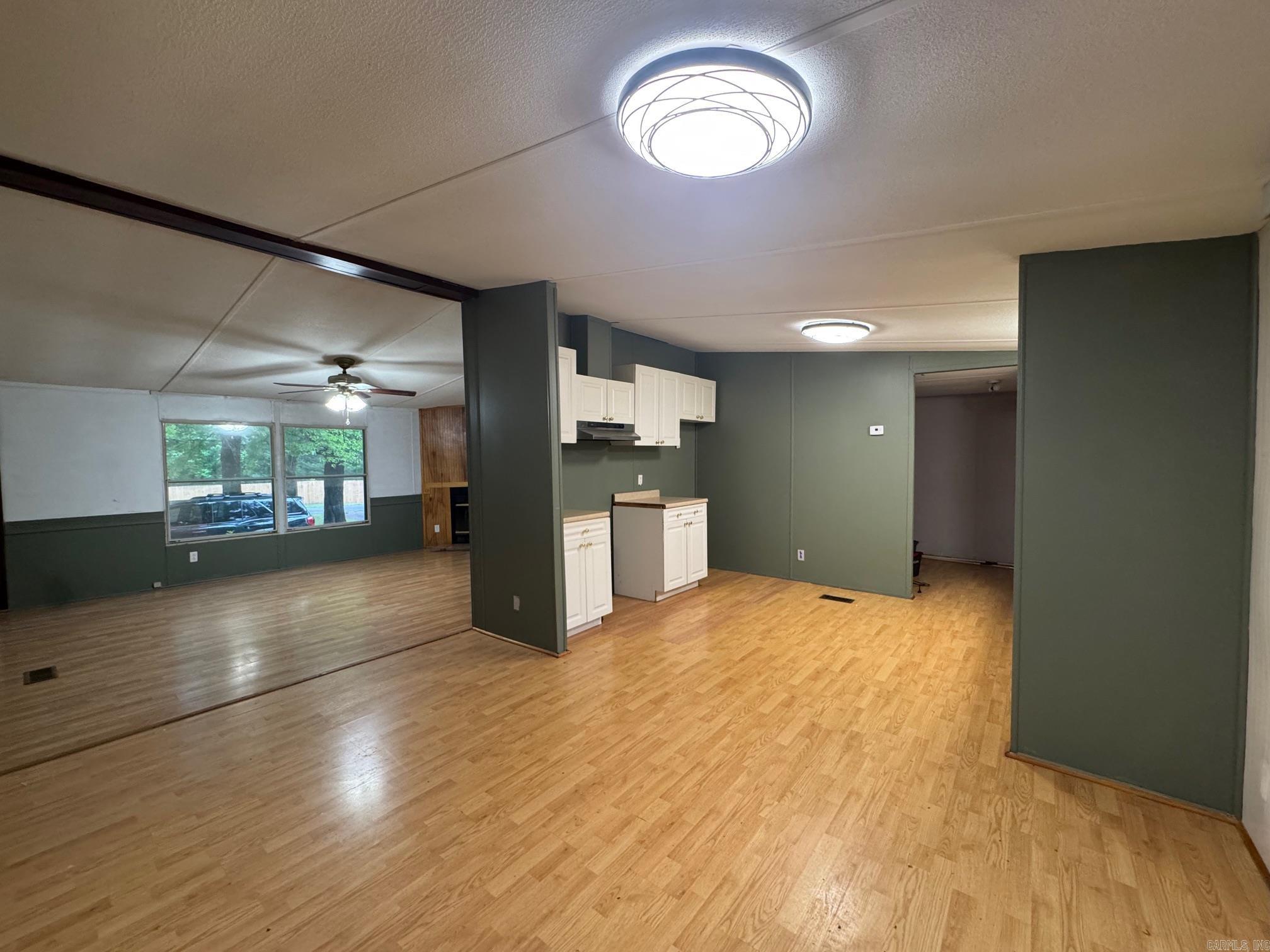 HORSE SHOE ESTATES - Residential
