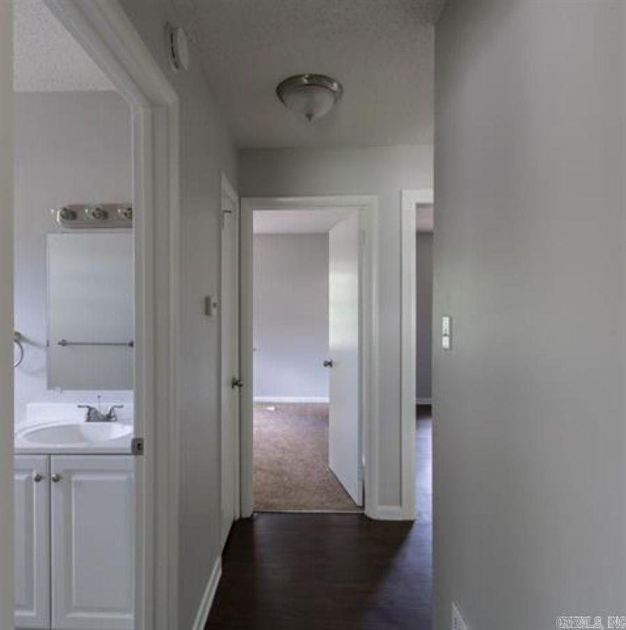 BARROW JOHN - Residential