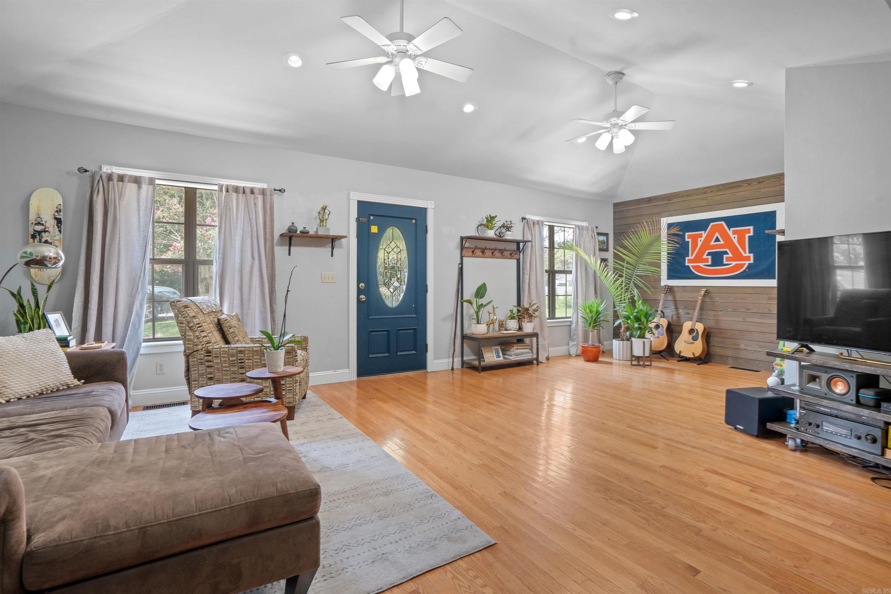 HIGHLAND PARK - Residential