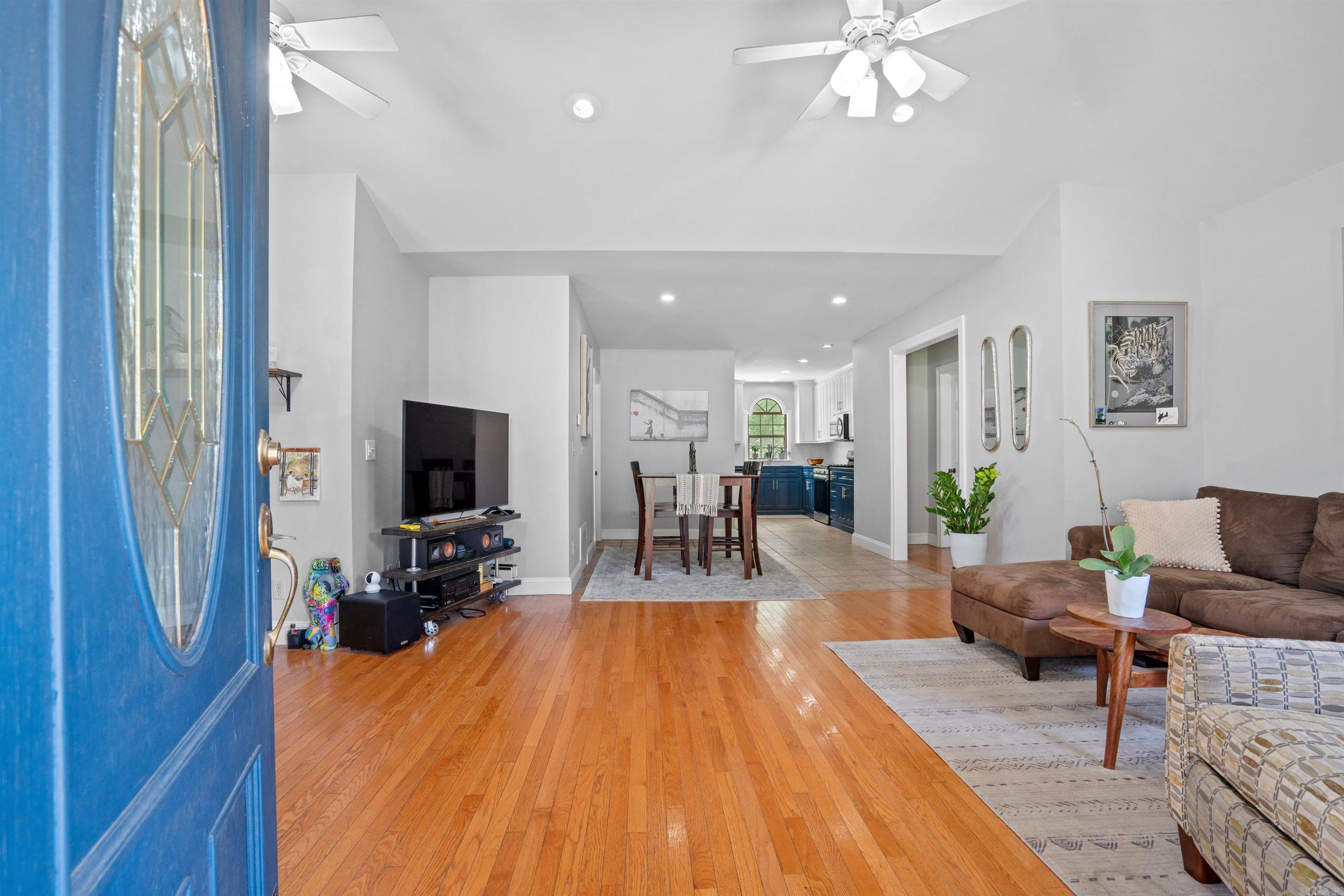 HIGHLAND PARK - Residential