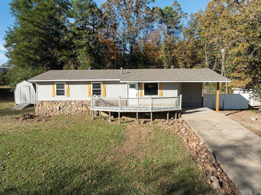 Newly remodeled home with Master suite addition. Conveniently located in the heart of town. Greers Ferry lake and launch ramp only 1/4 mile away.