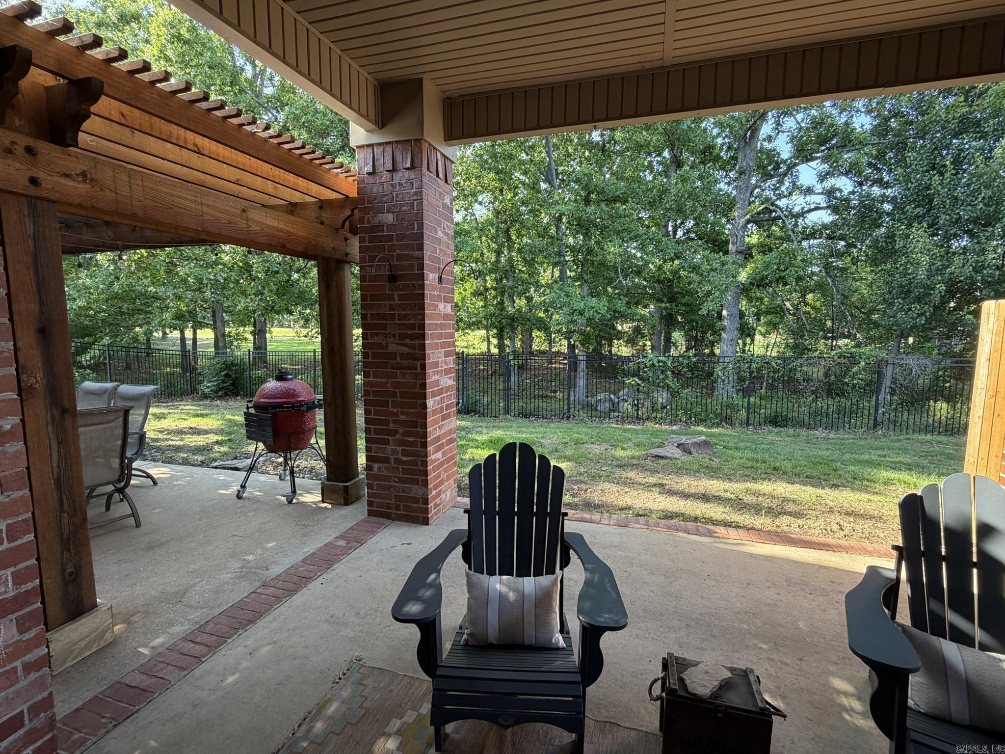 COUNTRY CLUB OF ARK THE - Residential