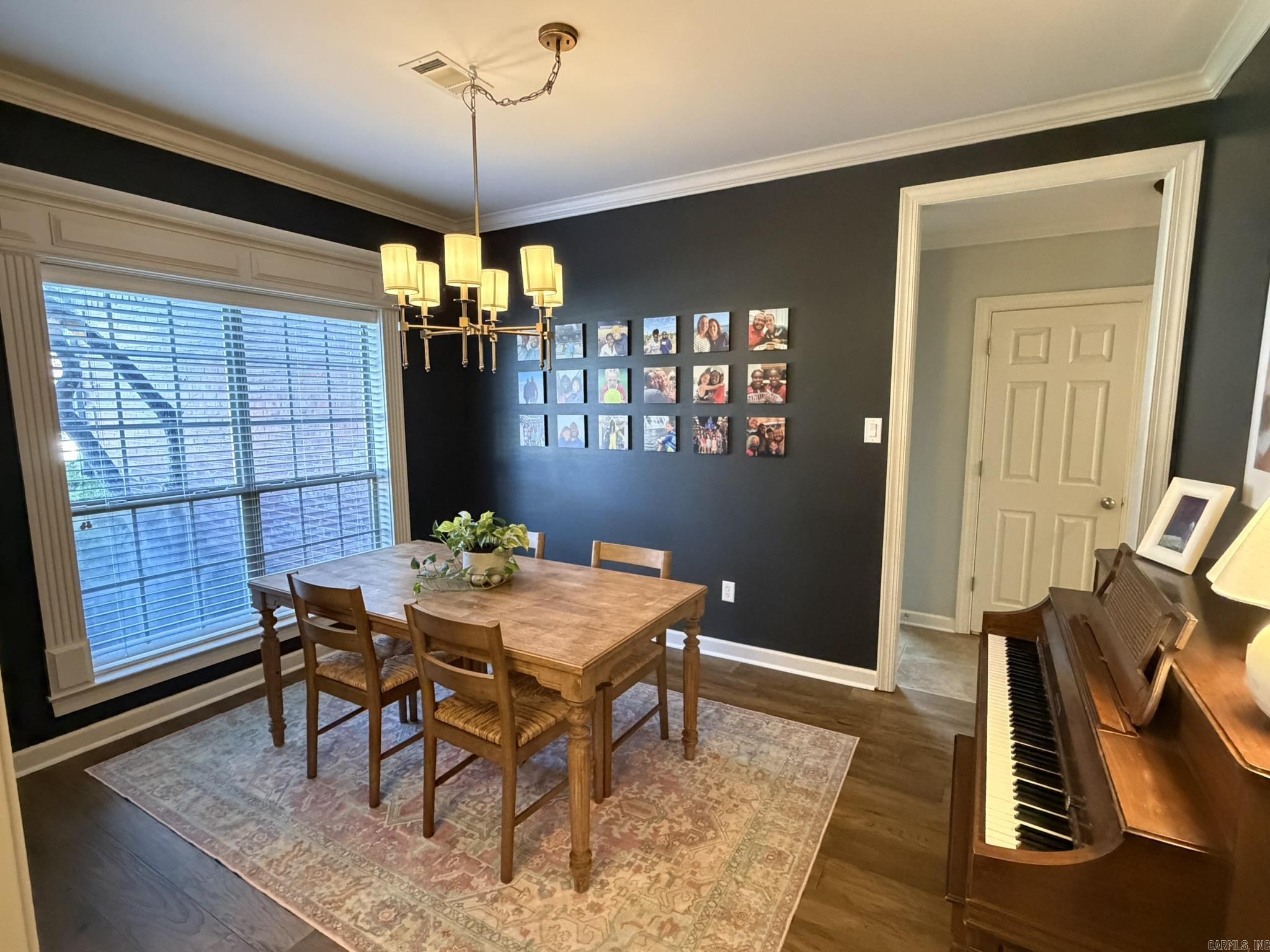 COUNTRY CLUB OF ARK THE - Residential