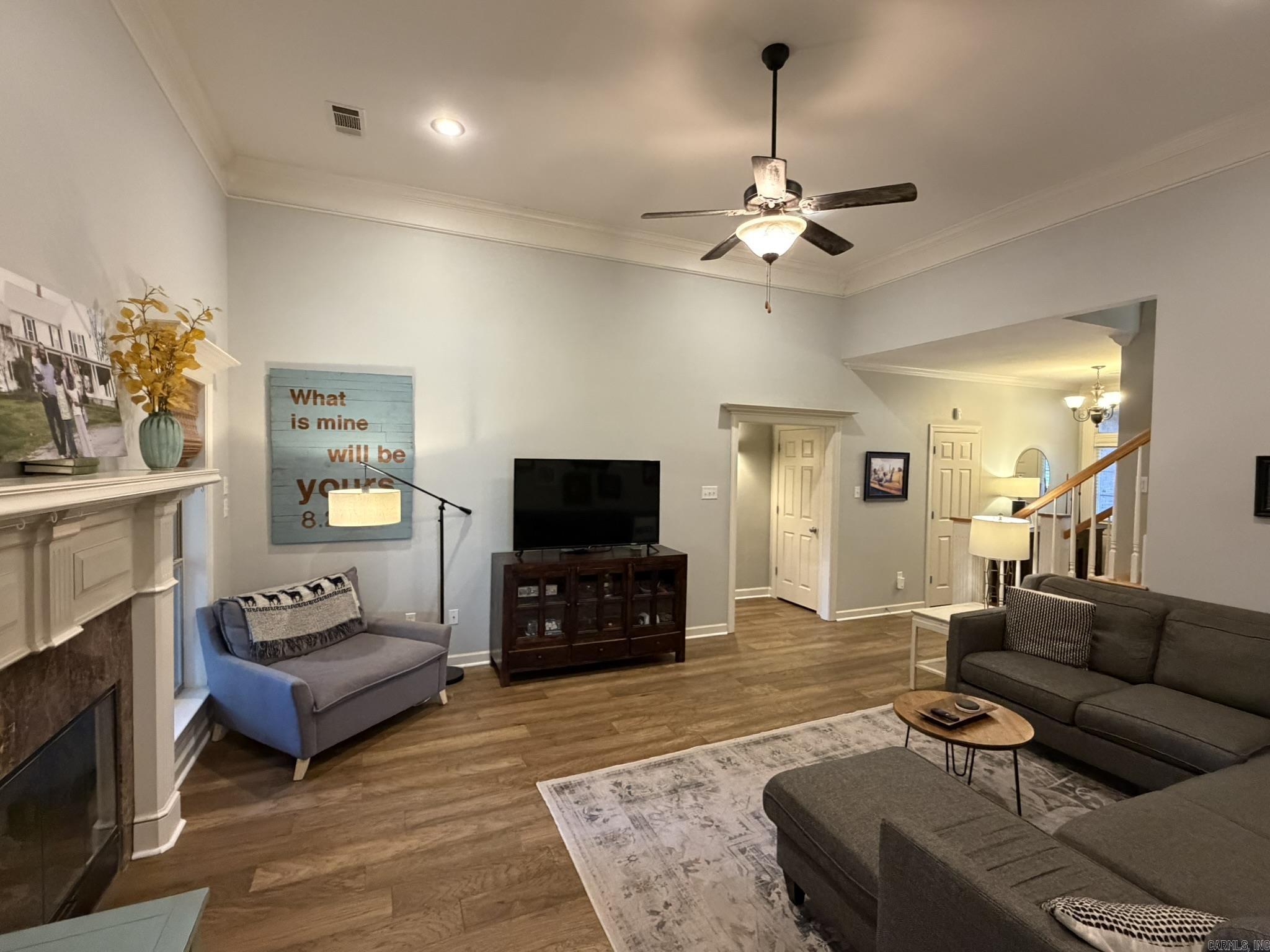 COUNTRY CLUB OF ARK THE - Residential