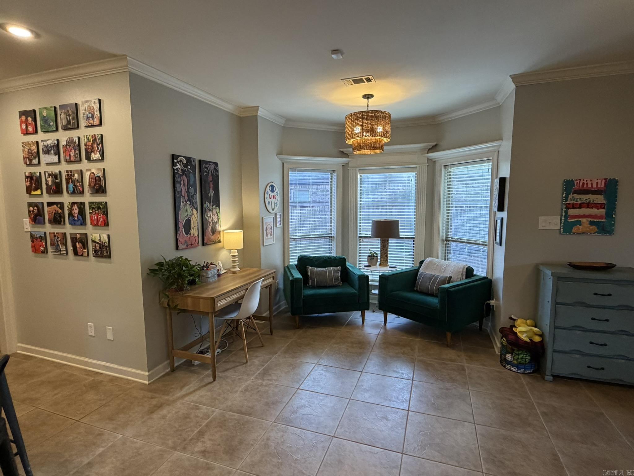 COUNTRY CLUB OF ARK THE - Residential