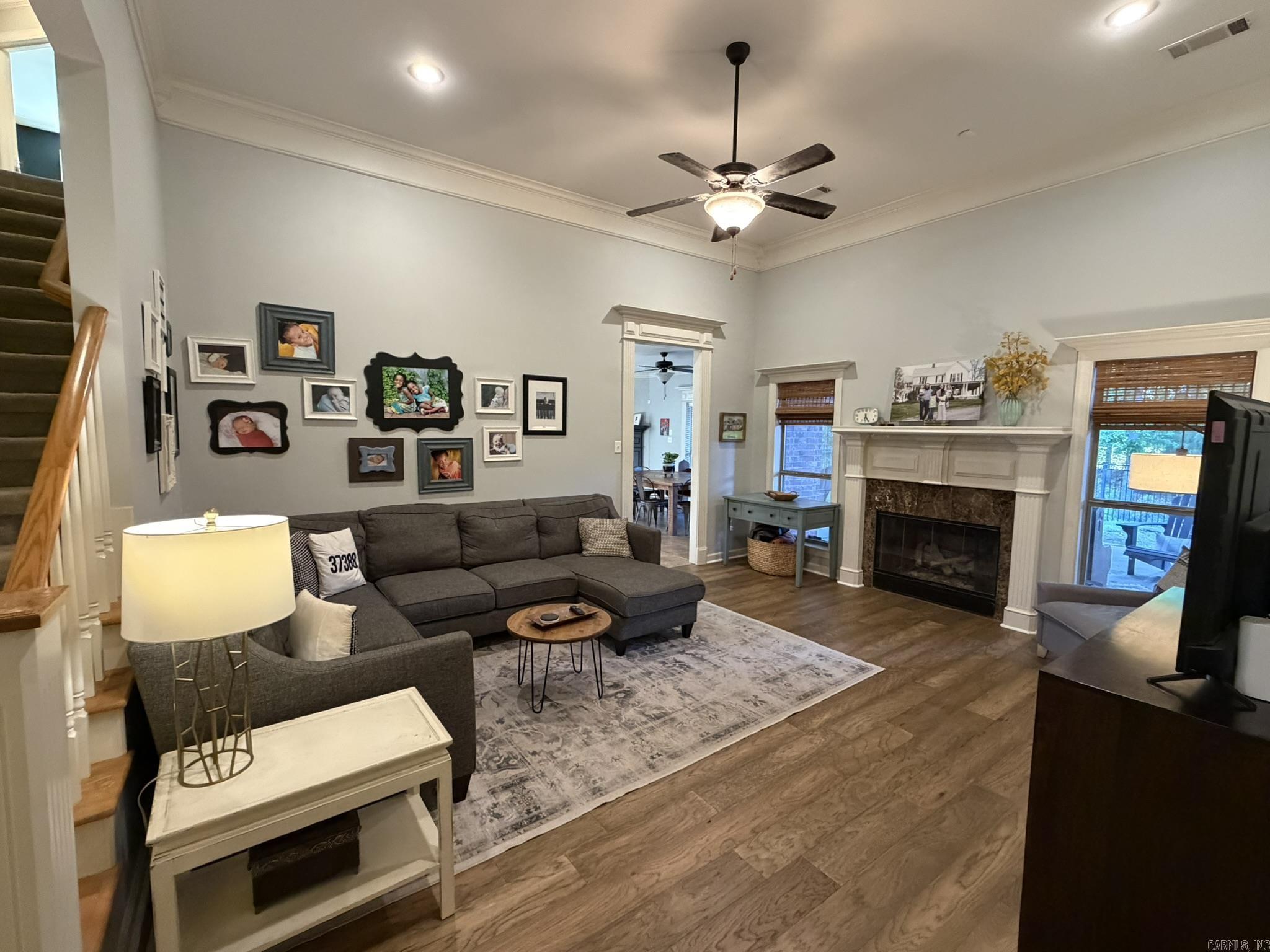 COUNTRY CLUB OF ARK THE - Residential