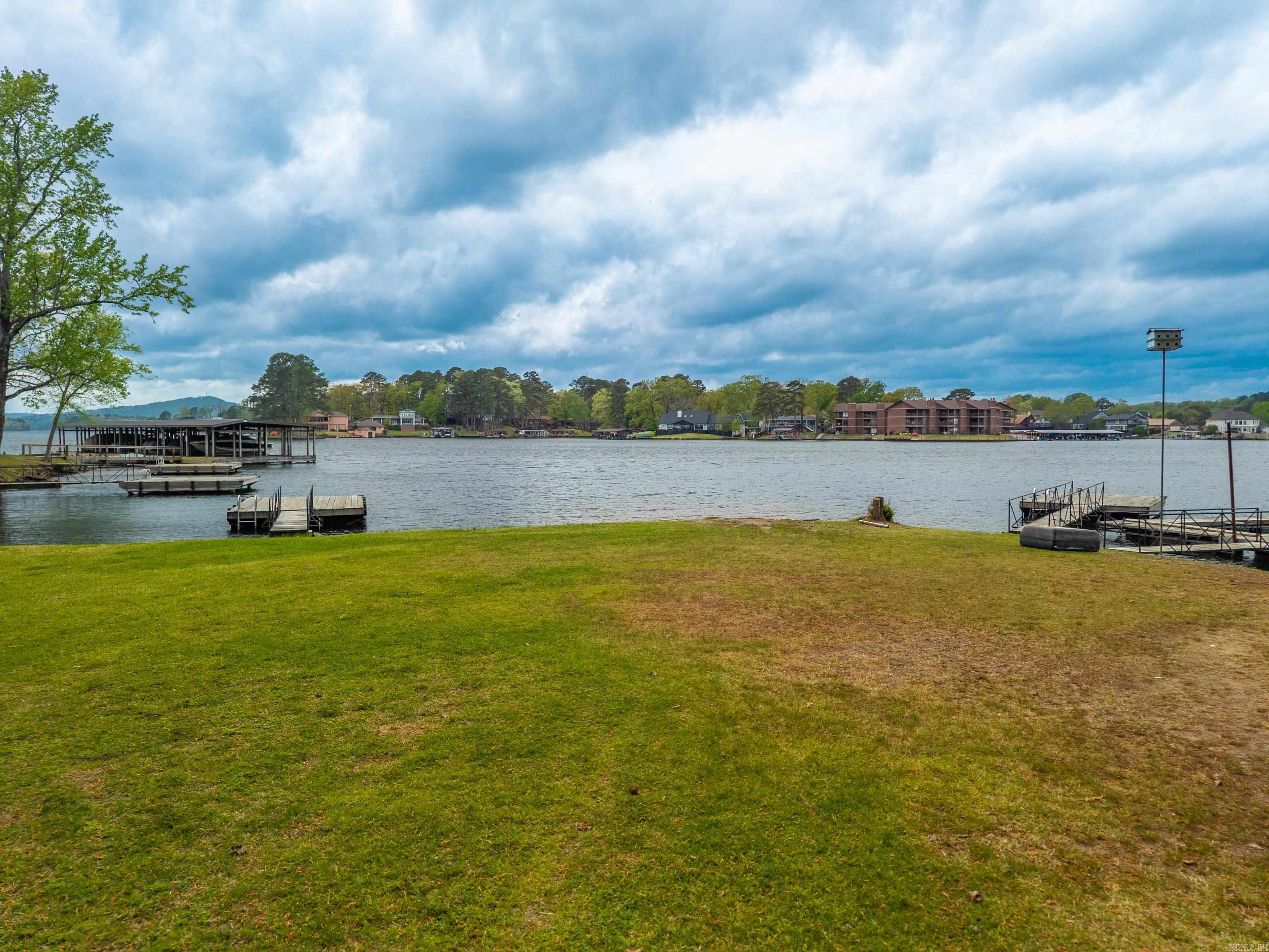 BAYWOOD COLONY HPR - Residential