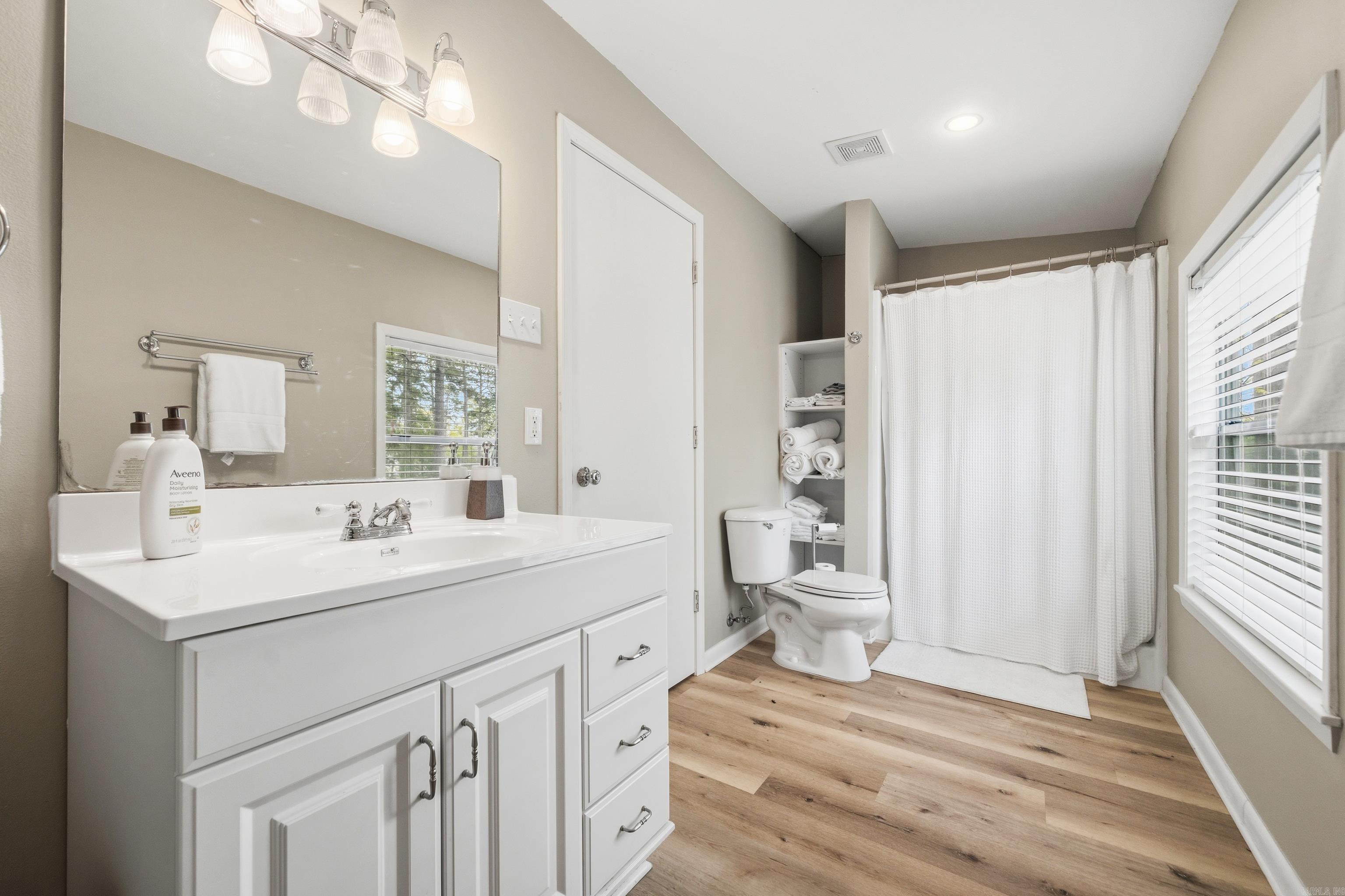 BAYWOOD COLONY HPR - Residential