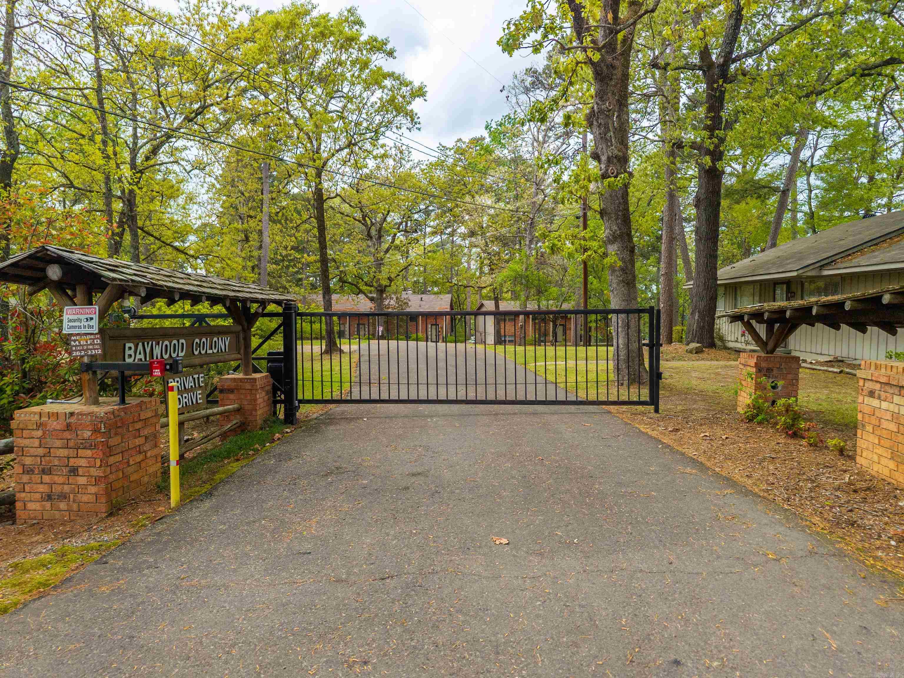 BAYWOOD COLONY HPR - Residential