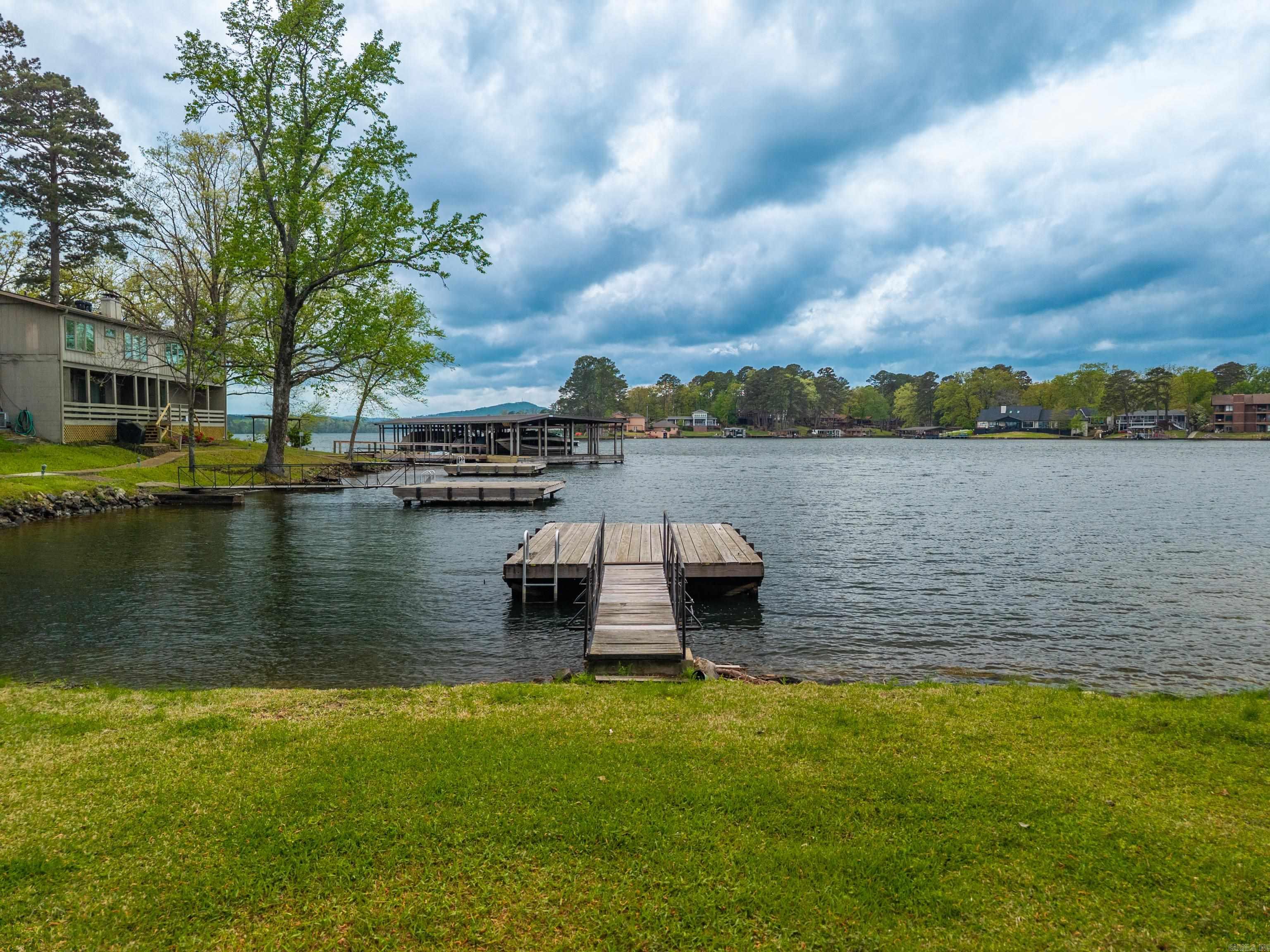 BAYWOOD COLONY HPR - Residential