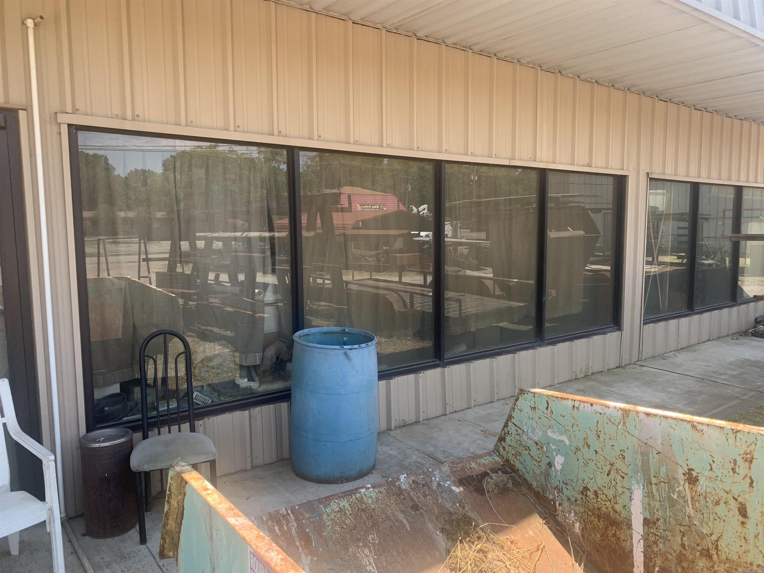 Sowells - Commercial Sale