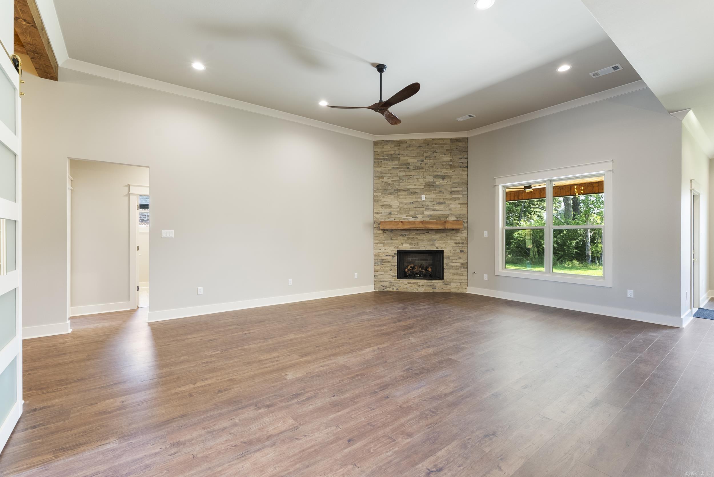 Lands End Estates - Residential