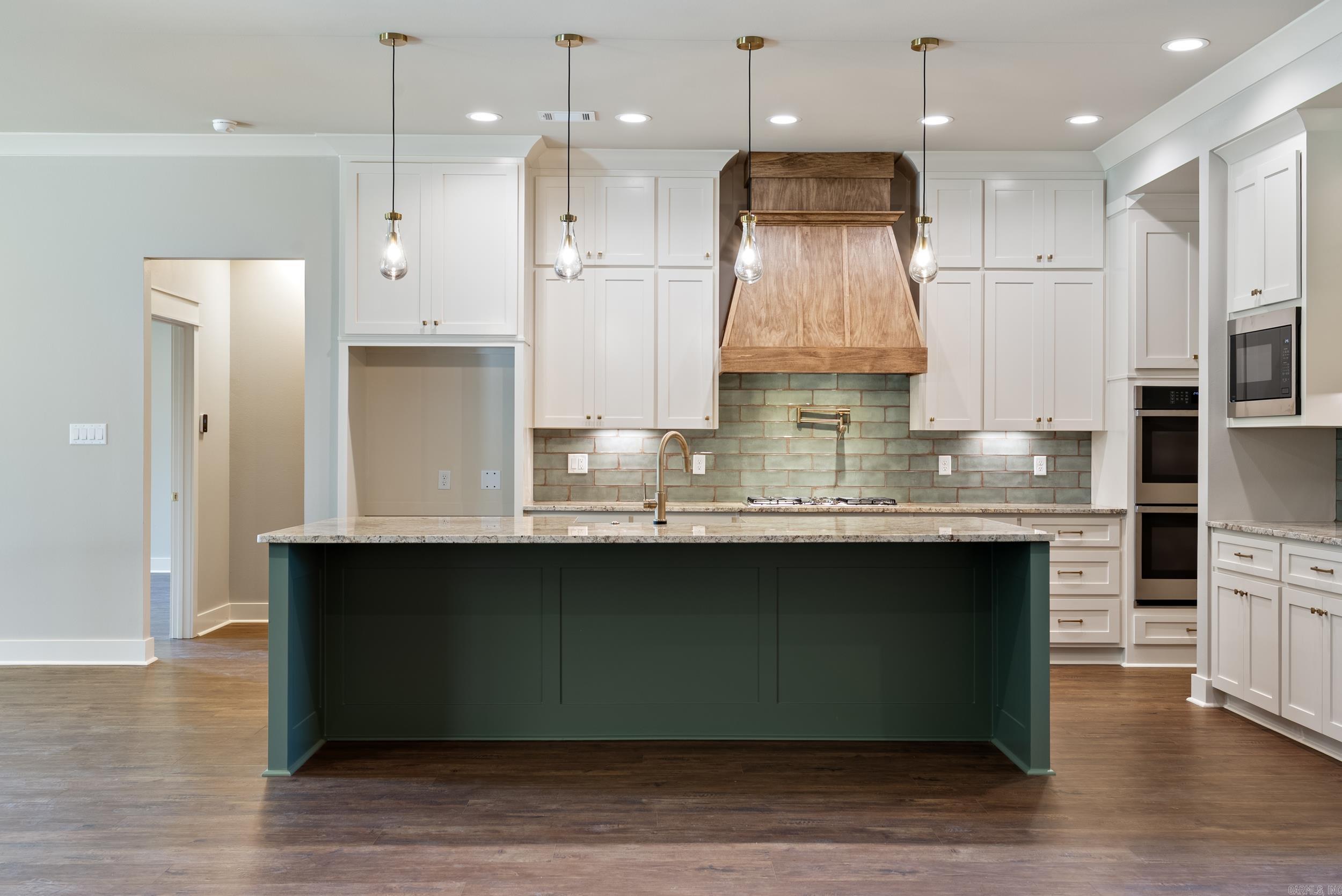 Lands End Estates - Residential