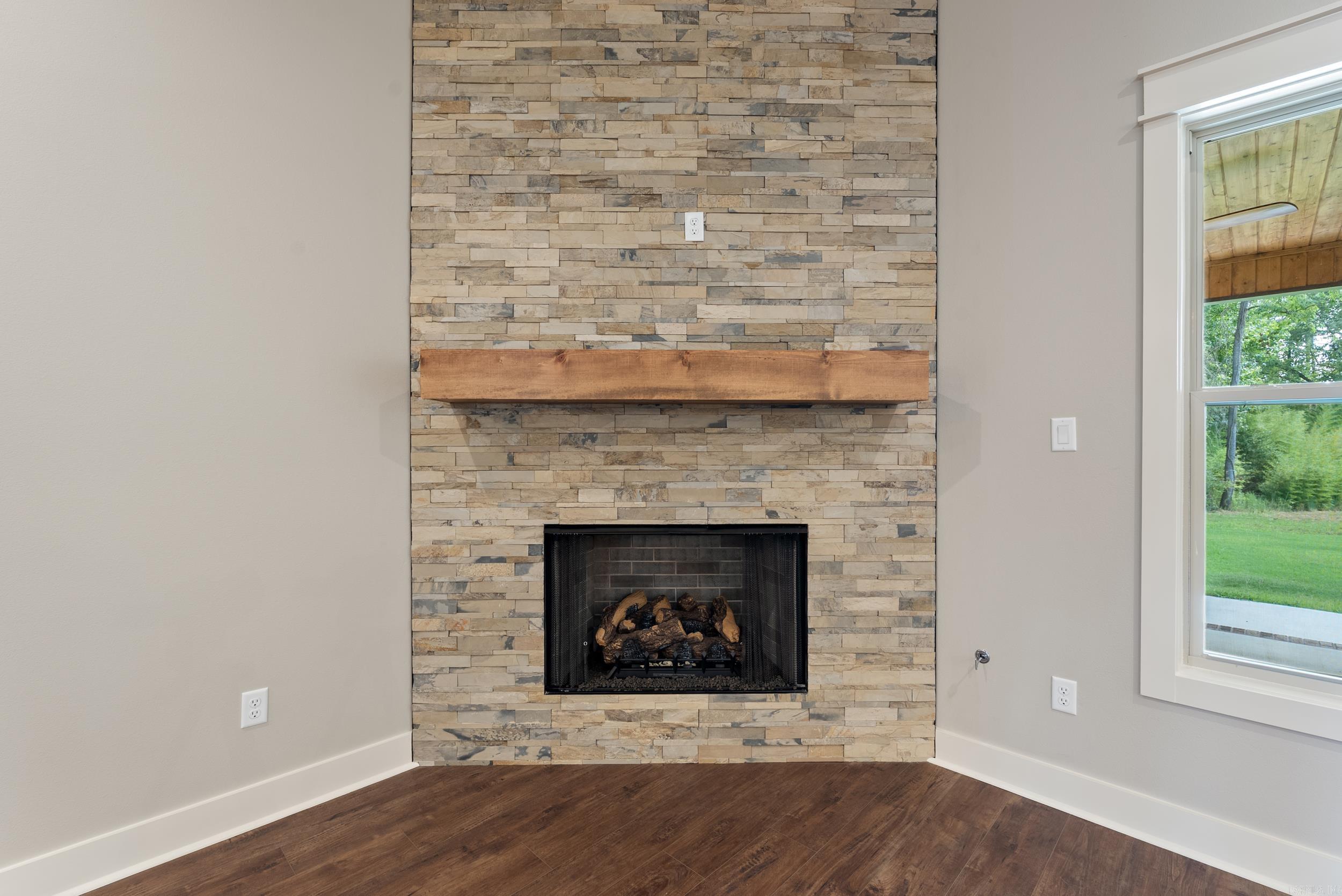 Lands End Estates - Residential