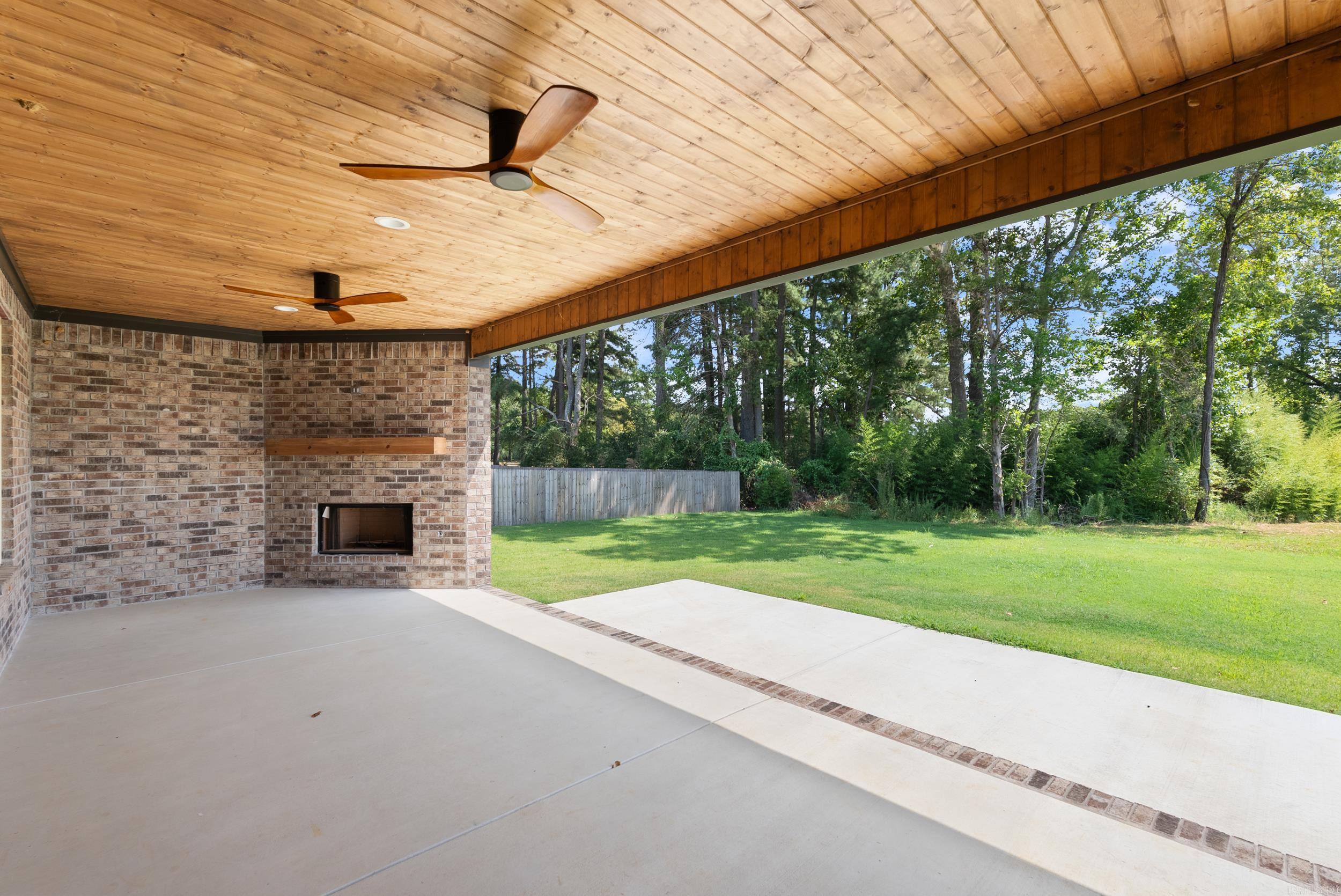 Lands End Estates - Residential