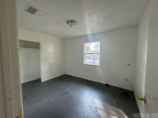 Thomas - Residential