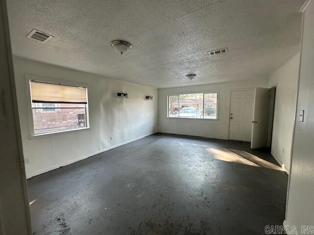 Thomas - Residential