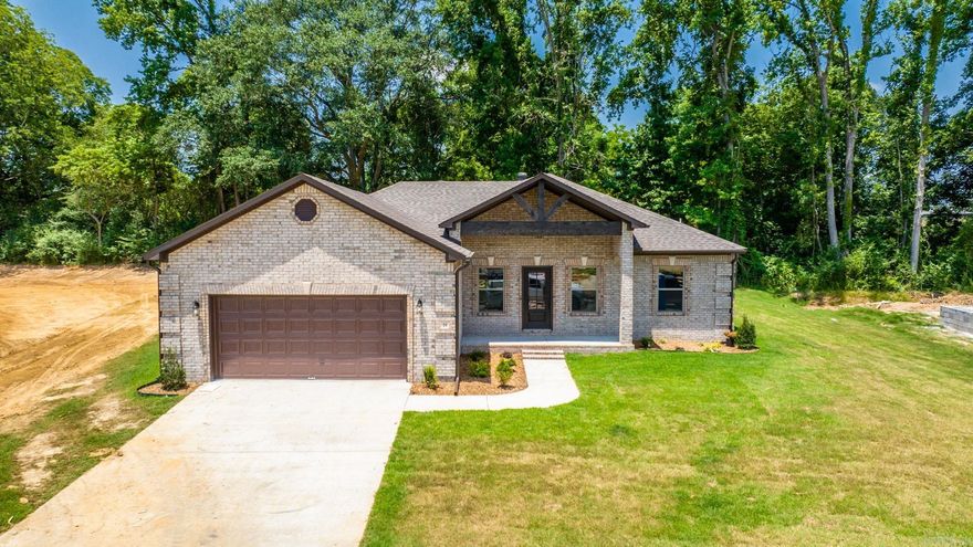 **PICTURES ARE OF A MODEL HOME**EST. COMPLETION Nov/Dec** Great Autumn Brooke 4 Bedroom,2 bath,open floor plan w/custom features throughout. Crown molding,tiled backsplash,kitchen pantry, granite,under cabinet lighting,tile floors in all wet areas,&GE appliances throughout. Plenty of storage & gorgeous granite. Master has double sink vanity,large walk in closet w/built in shelving. Yard will be sodded&landscaped. Home includes ceiling fans in all rooms. Pick your colors and finishings today!! Model home has upgraded front doors.