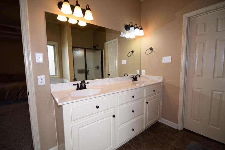 SHADOW CREEK - Residential