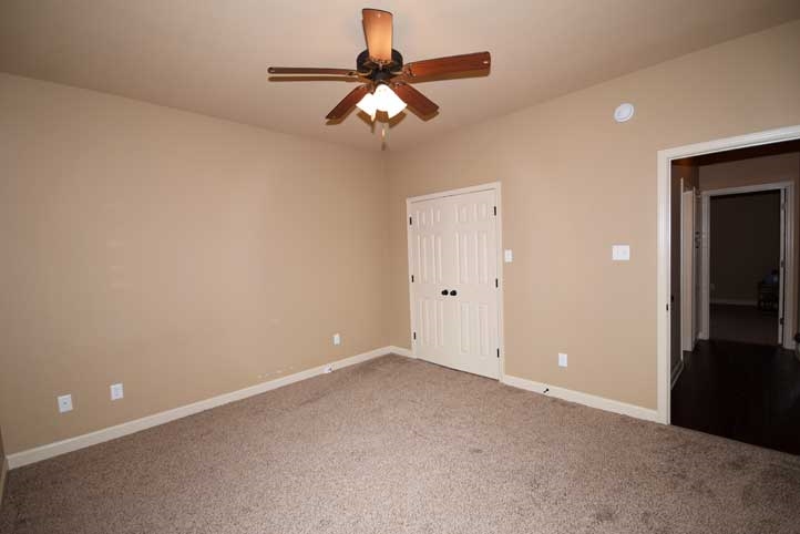 SHADOW CREEK - Residential