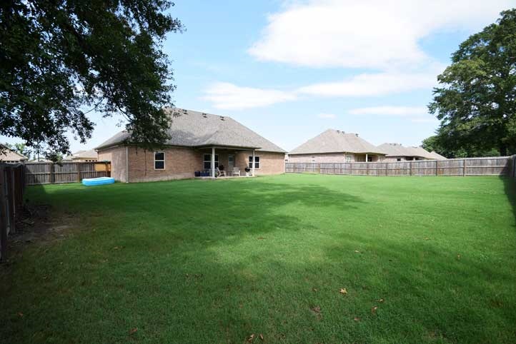 SHADOW CREEK - Residential