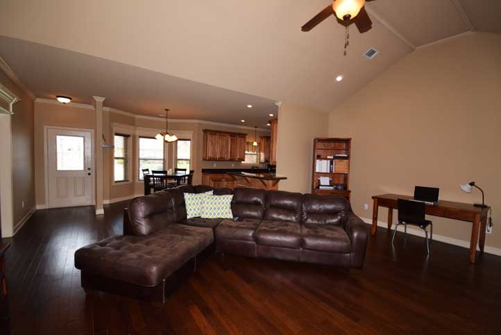 SHADOW CREEK - Residential