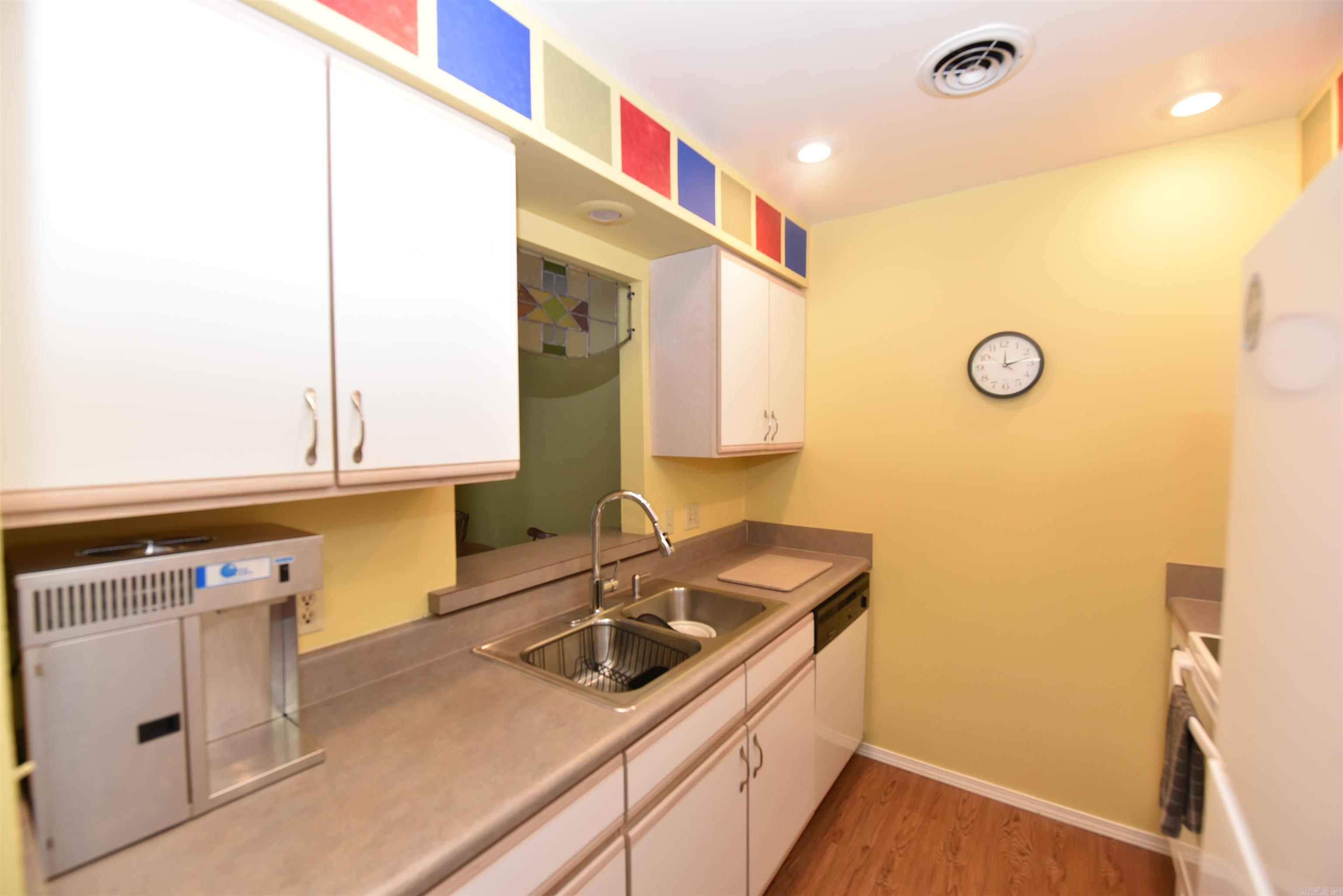 LAKEWOOD HILLS CONDO - Residential