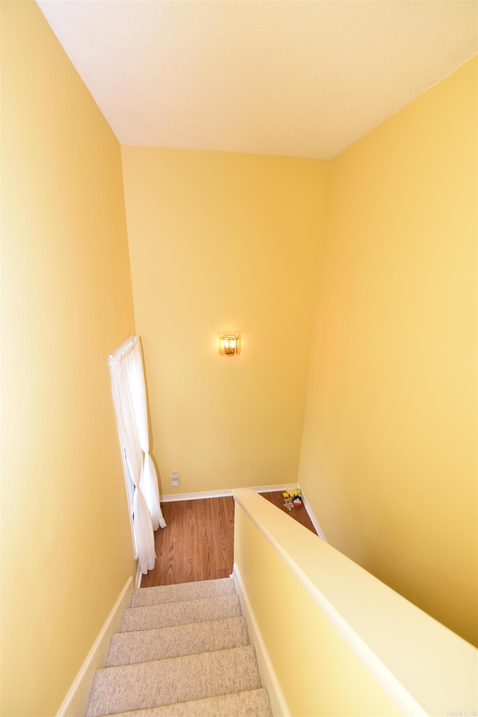 LAKEWOOD HILLS CONDO - Residential
