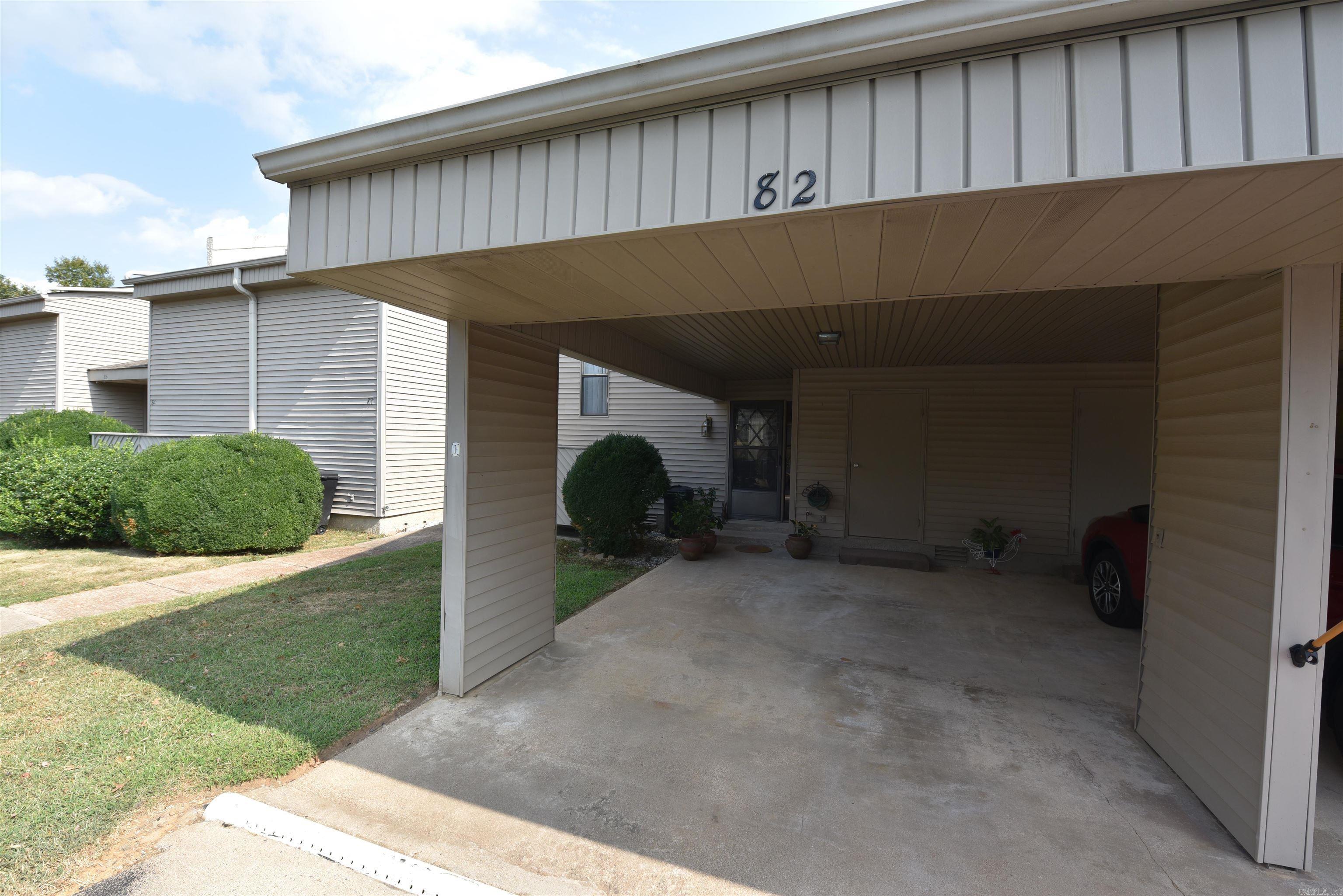 LAKEWOOD HILLS CONDO - Residential