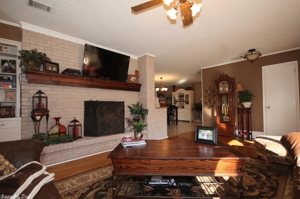 North Shore Oaks - Residential