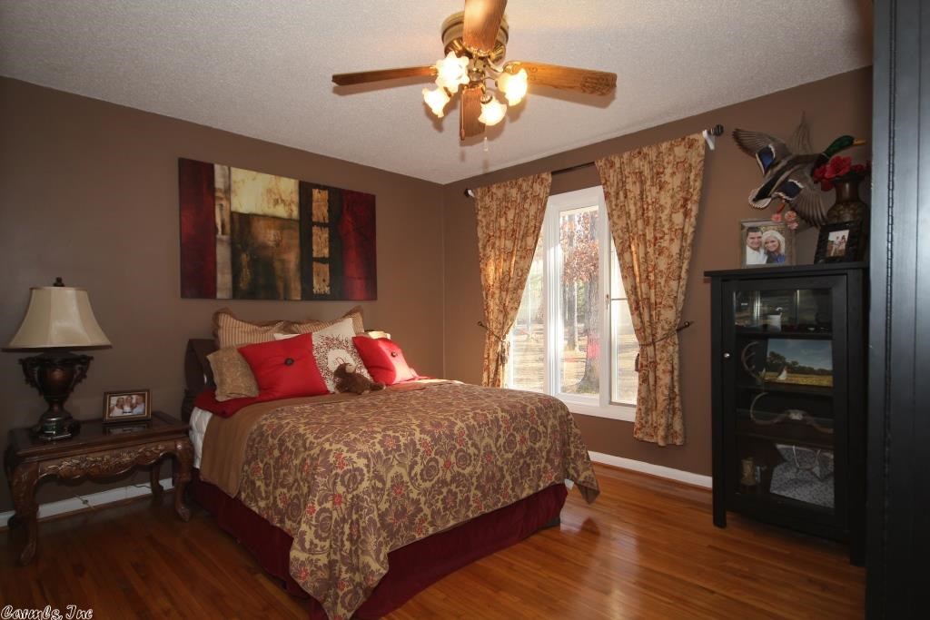 North Shore Oaks - Residential