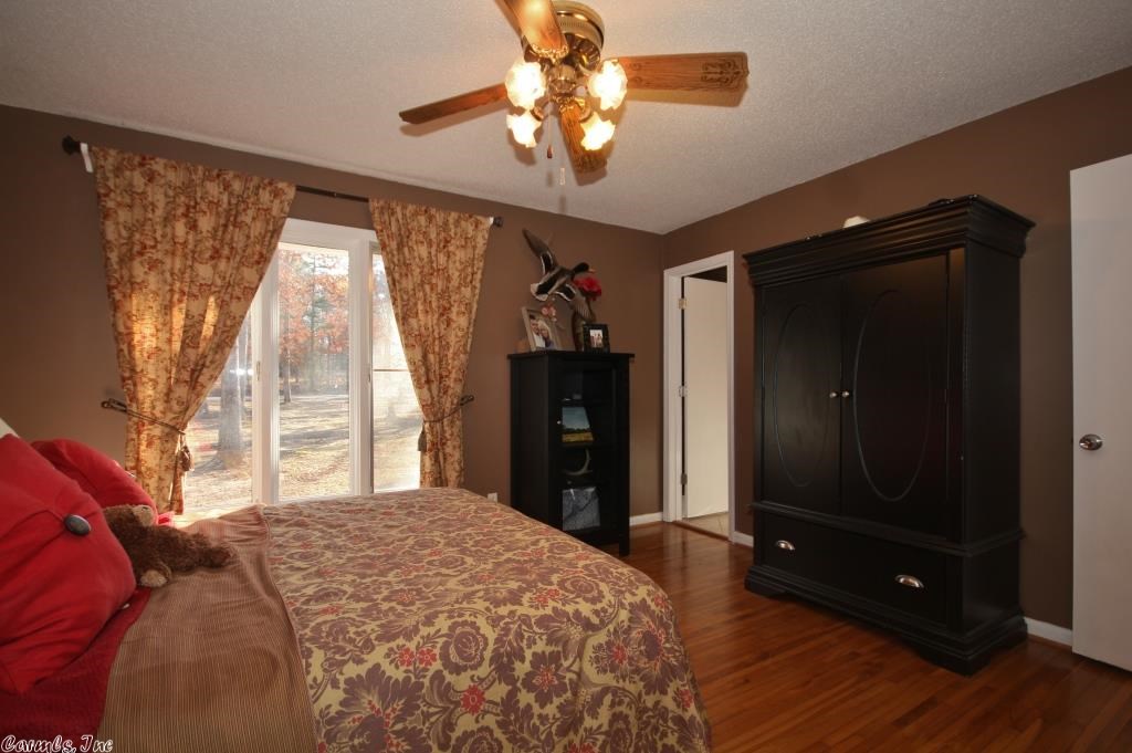 North Shore Oaks - Residential