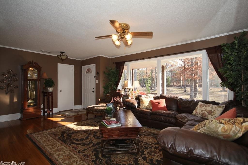 North Shore Oaks - Residential