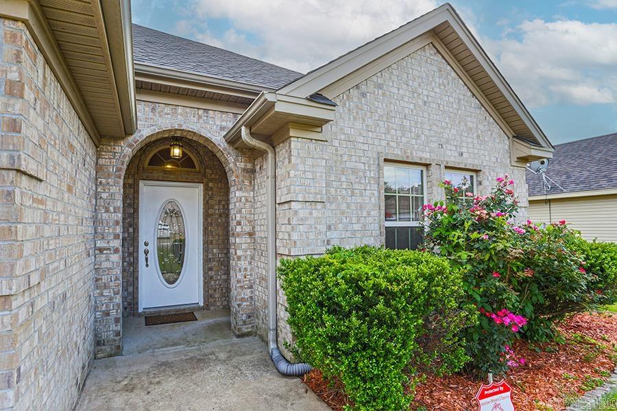 THE OAKS - Residential