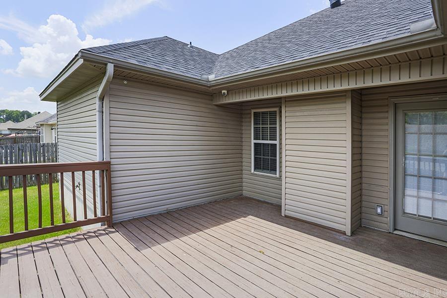 THE OAKS - Residential