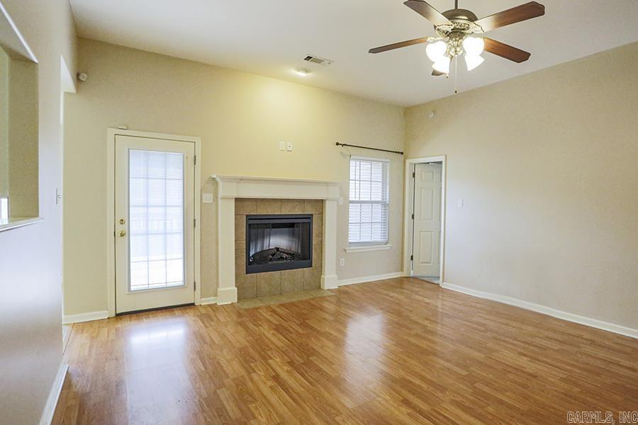 THE OAKS - Residential