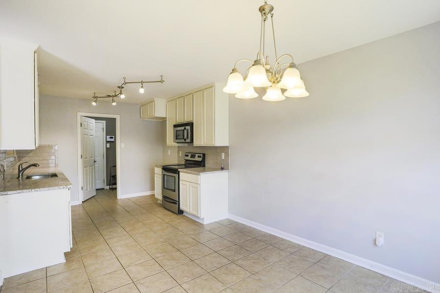 THE OAKS - Residential