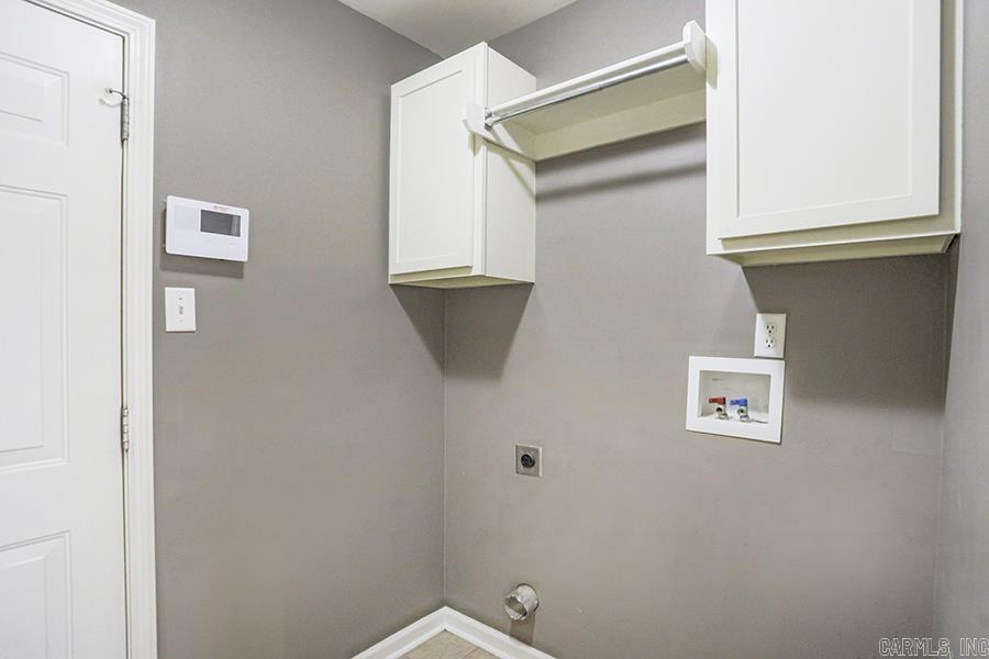 THE OAKS - Residential