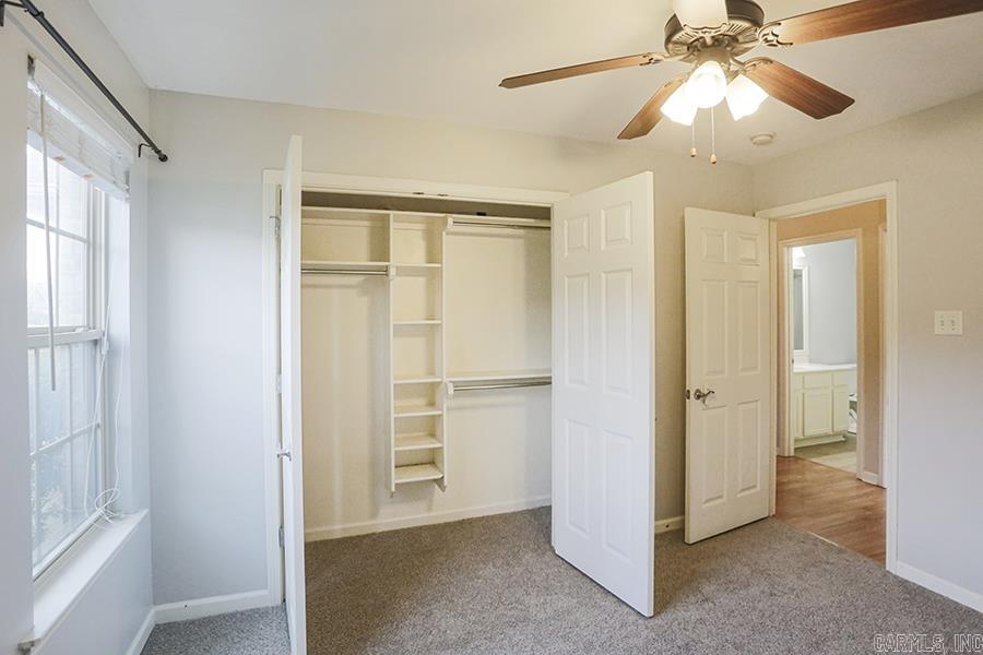 THE OAKS - Residential