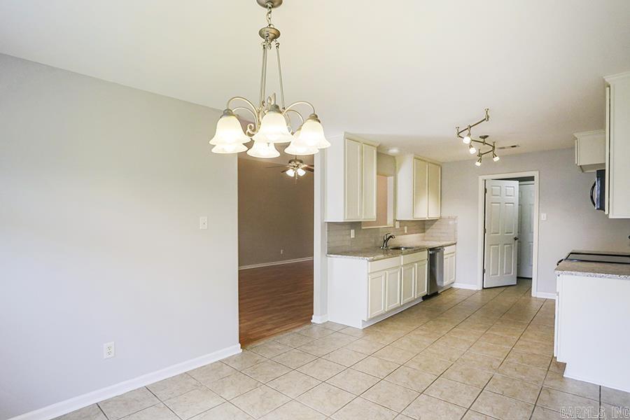 THE OAKS - Residential