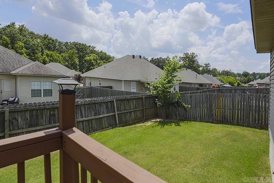 THE OAKS - Residential