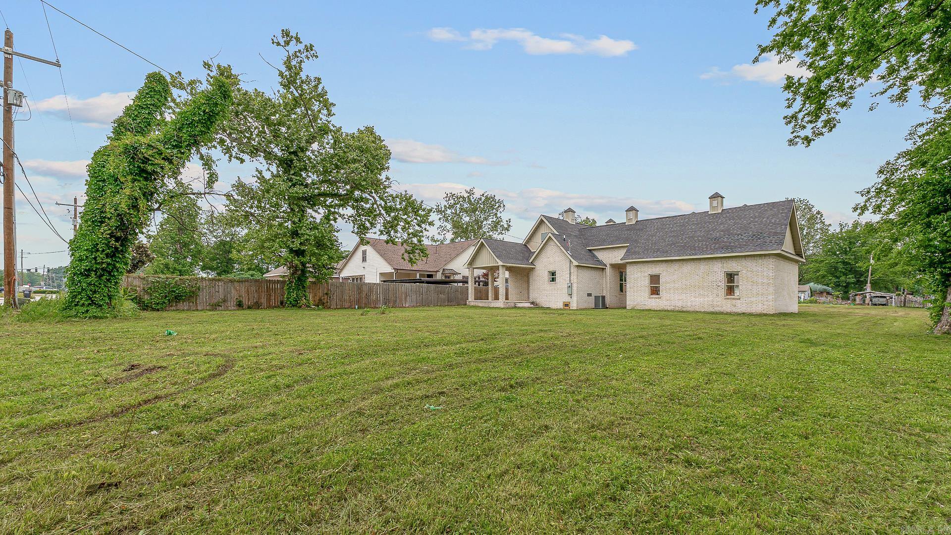 TRUMAN ACREAGE - Residential