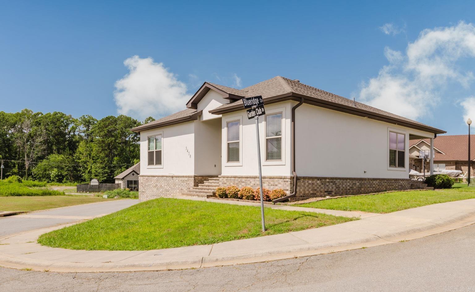 ANDRES PLACE - Residential