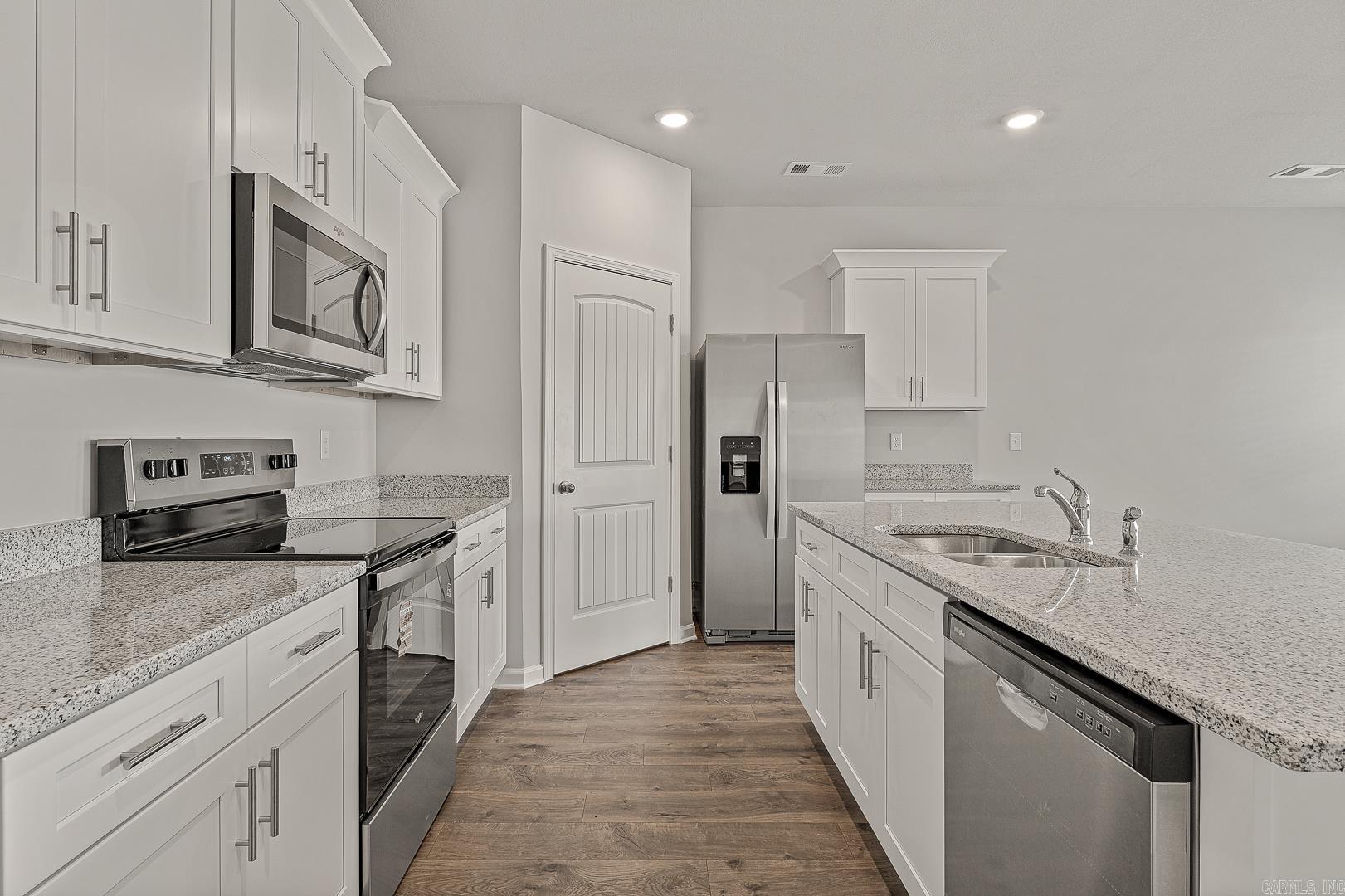 Southern Oaks - Residential