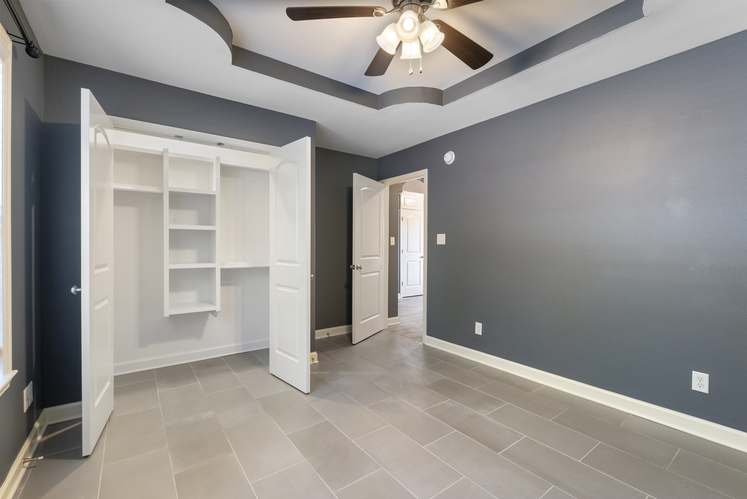 SUNSET VALLEY - Residential