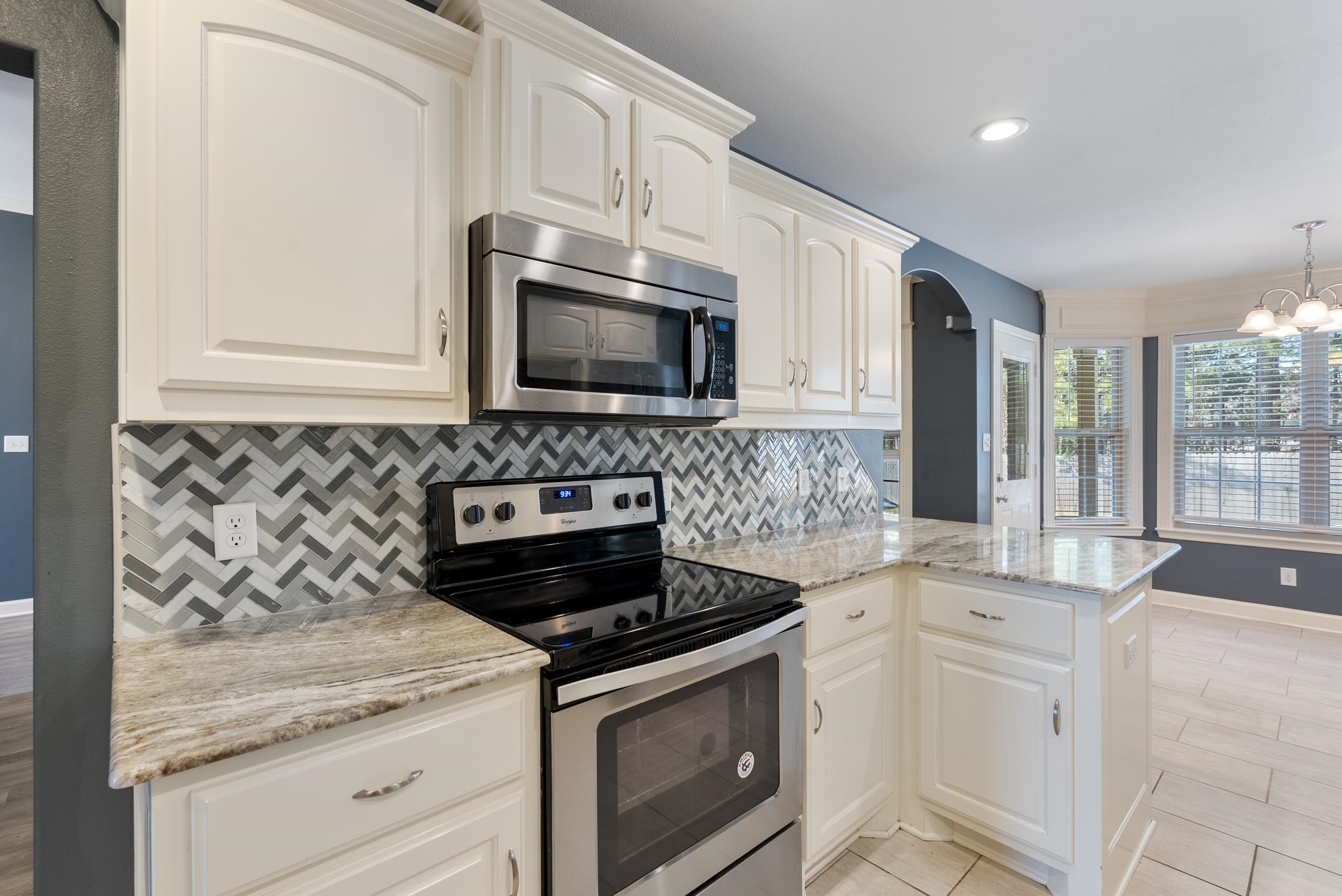 SUNSET VALLEY - Residential