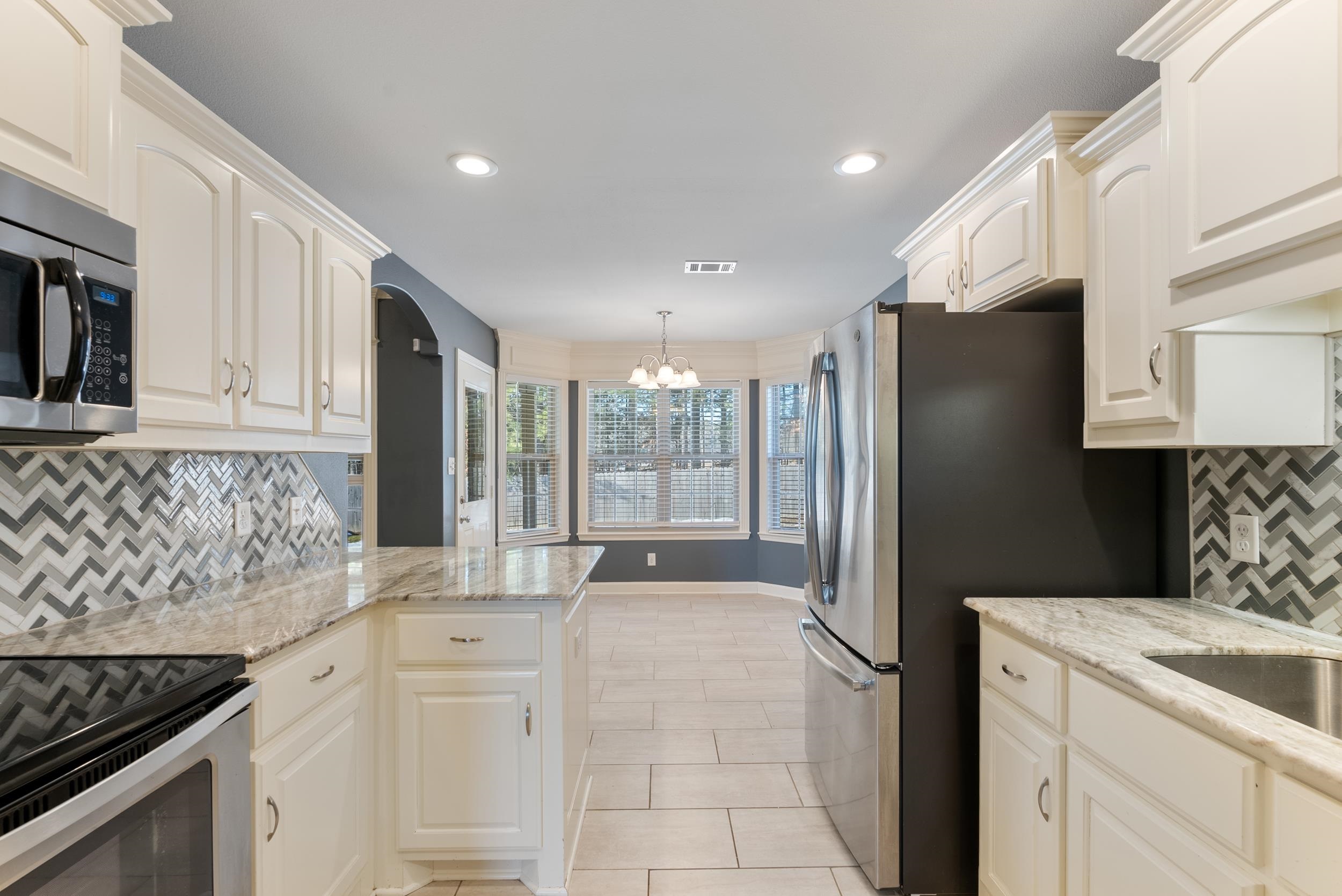 SUNSET VALLEY - Residential